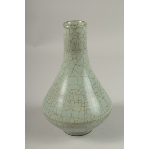 1014 - A CHINESE CELADON CRACKLE GLAZE PORCELAIN VASE, in original wooden box, vase 24cm high.