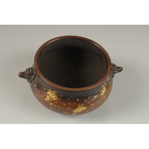 1022 - A CHINESE GOLD SPLASH BRONZE TWIN HANDLE CENSER, the base with character mark, 19cm wide handle to h... 