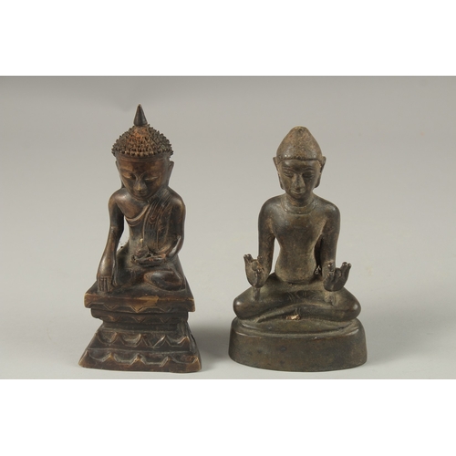 1027 - TWO CHINESE BRONZE BUDDHAS, 17cm and 19cm high.