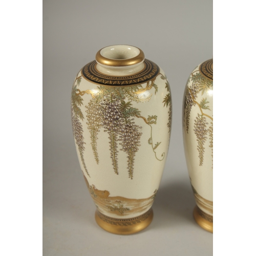 1062 - A VERY FINE PAIR OF JAPANESE SATUSMA VASES, painted with hens and flora with fine gilt highlights, s... 