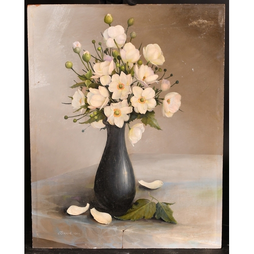 307 - George Leslie Reekie, a still life of Anemones, oil on board, 18