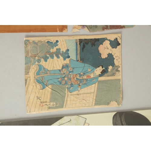 216 - A MIXED LOT OF FOUR JAPANESE PRINTS, together with a small embroidered silk panel, (5).