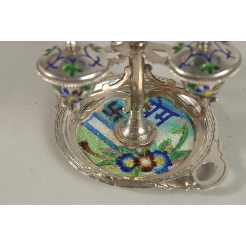 240 - AN UNUSAL ENAMELLED SILVER SPICE CONTAINER, 8cm high, weight 200g.