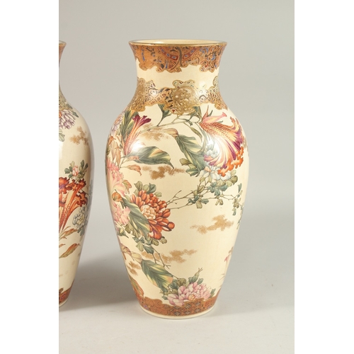 287 - A LARGE PAIR OF JAPANESE SATSUMA VASES, possibly by Kyoto Kinkozan, painted with birds and flora, ea... 