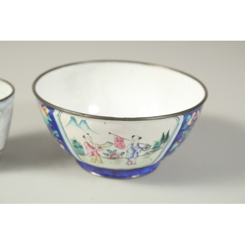 295 - THREE CHINESE ENAMELLED ITEMS, comprising a bowl, a cup, and a smaller cup, (3).