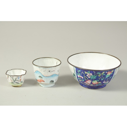 295 - THREE CHINESE ENAMELLED ITEMS, comprising a bowl, a cup, and a smaller cup, (3).