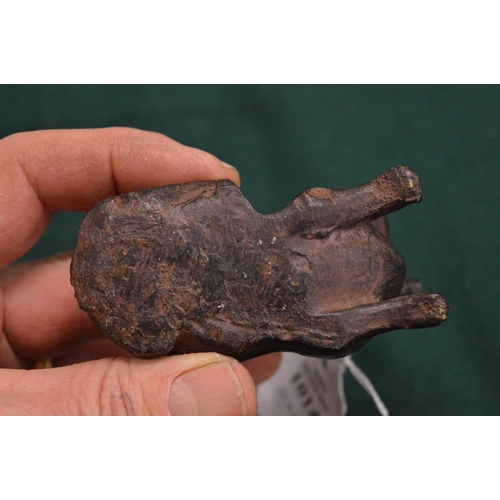 1014 - Small cast iron model of a dog.