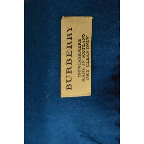 806 - A blue cashmere scarf.