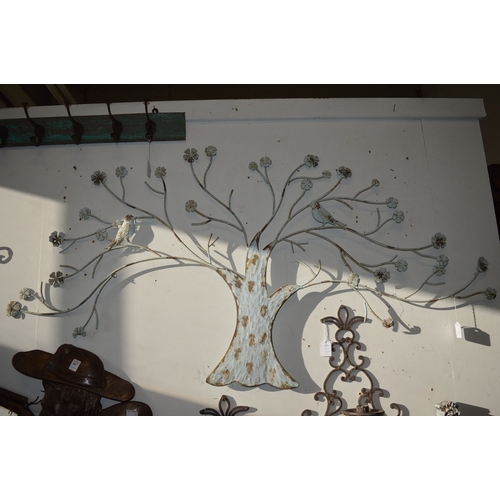 866 - Painted wrought iron wall sculpture as a tree.