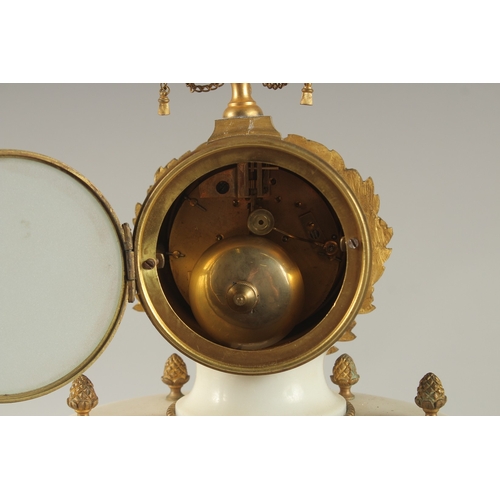 656 - A GOOD LOUIS XVI STYLE WHITE MARBLE DRUM CLOCK, TUSCAN BEURDON, striking on a single bell, the half ... 