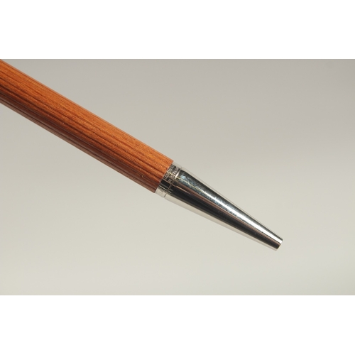 855 - A GRAF VON FABER CASTELL PEN.