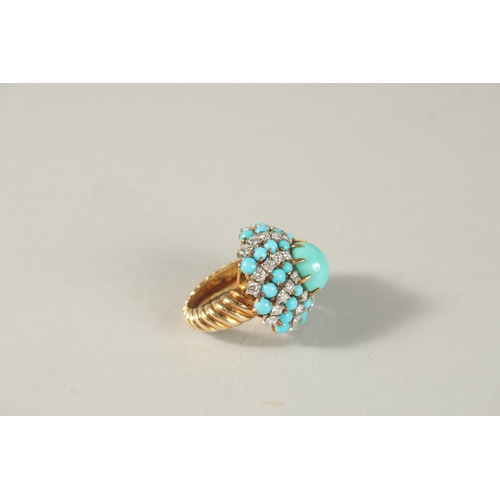 978 - AN 18CT YELLOW GOLD, TURQUOISE AND DIAMOND RING.