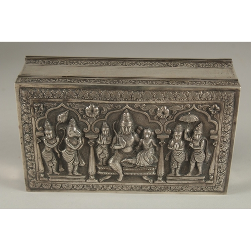 112 - A FINE 19TH CENTURY SOUTH INDIAN SOLID SILVER BOX, weight 321g, 15cm wide.