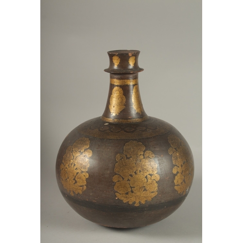 122 - A RARE LARGE 18TH-19TH CENTURY MUGHAL INDIAN PAINTED AND POLYCHROMED POTTERY BOTTLE, 33cm high.