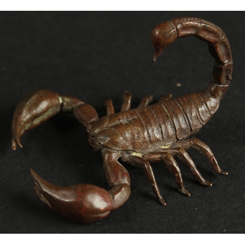 323 - A BRONZE OKIMONO OF A SCORPION.