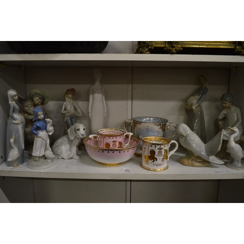 553 - Decorative and collectable china by Lladro and other makes.