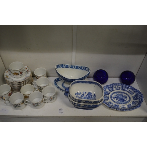 587 - Quantity of 19th century and later porcelain to include three cups and saucers depicting Charity etc... 