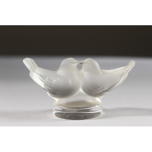 544 - A SMALL LALIQUE GROUP OF LOVE BIRDS. Etched Lalique, France. 2ins high.