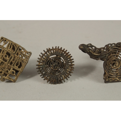 215 - A GROUP OF FIVE 17TH CENTURY TIBETAN OR SOUTH INDIAN BUDDHIST BRONZE STAMPS, (5).