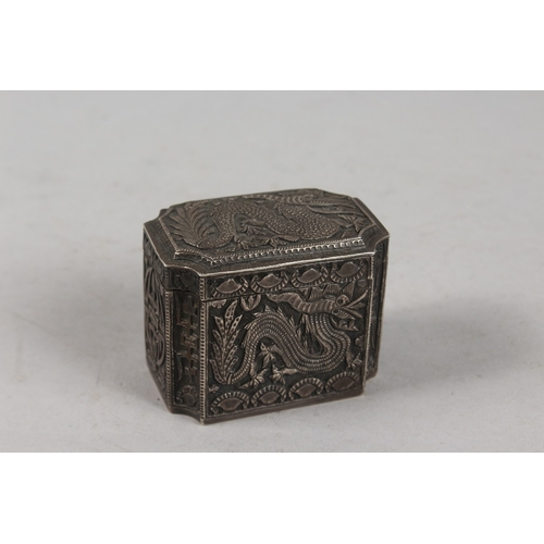 243 - A 19TH CENTURY CHINESE SILVER DRAGON BOX.