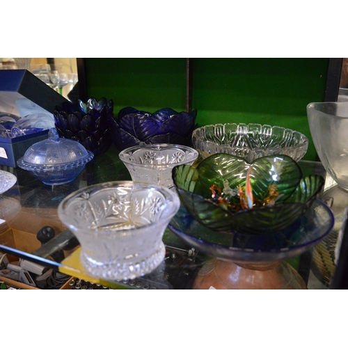 141 - Decorative and household glassware.