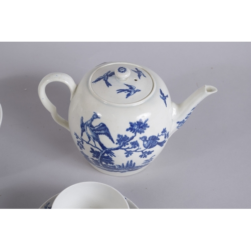 566 - A WORCESTER BLUE AND WHITE PART TEA SET 