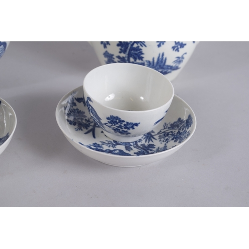 566 - A WORCESTER BLUE AND WHITE PART TEA SET 