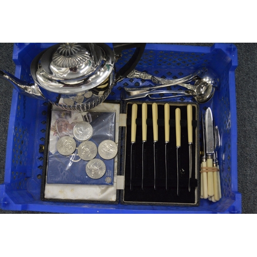 992 - A plated teapot, cased set of fruit knives, various coins and other items.