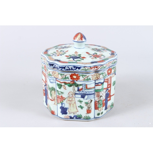 168 - A CHINESE FAMILLE VERTE PORCELAIN BOX AND COVER, the cover painted with flowers, the body with panel... 