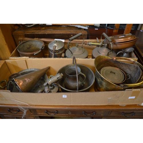 Quantity of metalware to include bed warming pan, coal scuttle ...