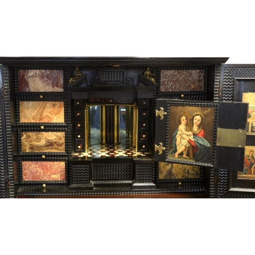 55 - A VERY GOOD 17TH CENTURY ANTWERP EBONISED PAINTED AND HARDSTONE MOUNTED VARGUENO, with hinged lid op... 