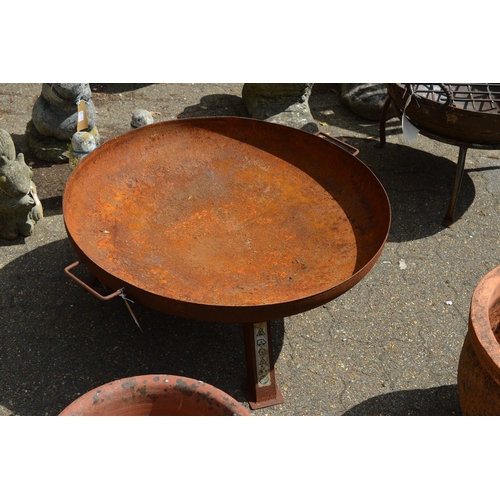Lot 25        