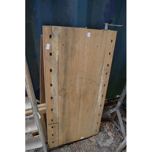 Lot 25        