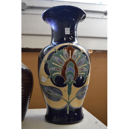 71 - A large vase.