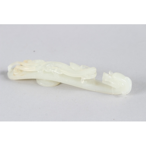 66 - A SMALL CHINESE 18TH CENTURY JADE PIECE. 10cms long and a PENDANT, 7cms  (2).