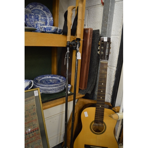 546 - A pair of hiking poles.