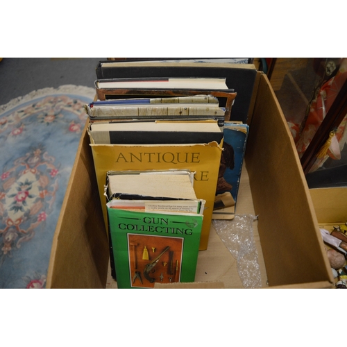 564 - Art reference and other books.