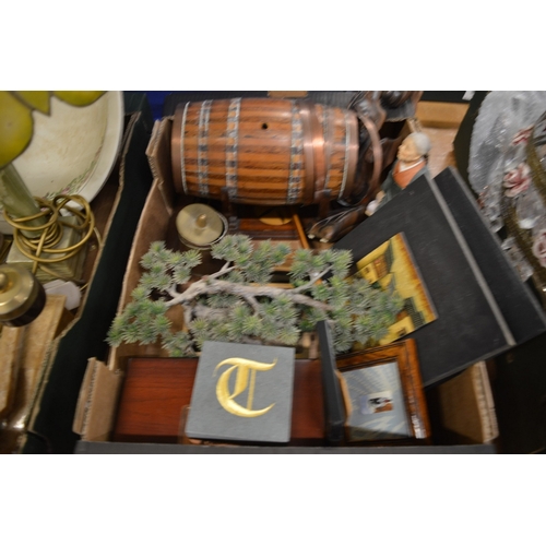 647 - A large quantity of miscellaneous collectable, table lamps etc.