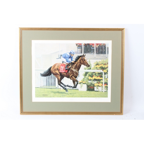 112 - JOHNNY JONAS
'Winning Moment
The Official painting of the 1999 Martell Grand National'
signed limite... 