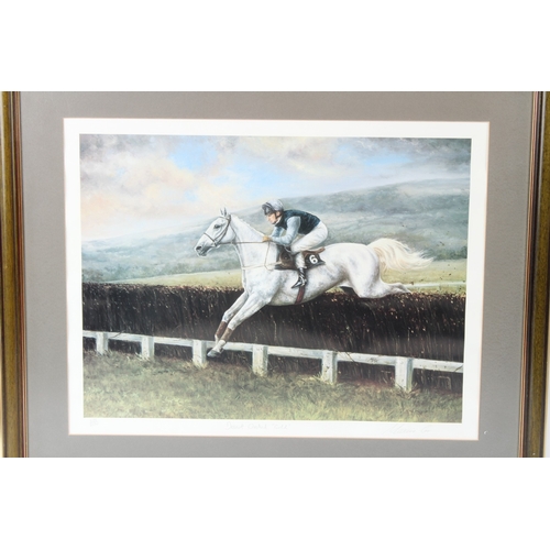 112 - JOHNNY JONAS
'Winning Moment
The Official painting of the 1999 Martell Grand National'
signed limite... 
