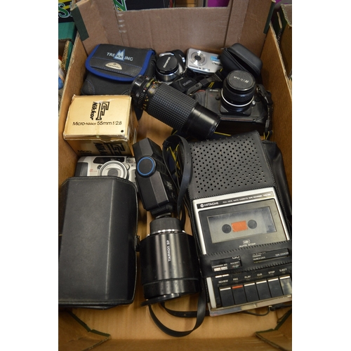 116 - Cameras, lenses etc.