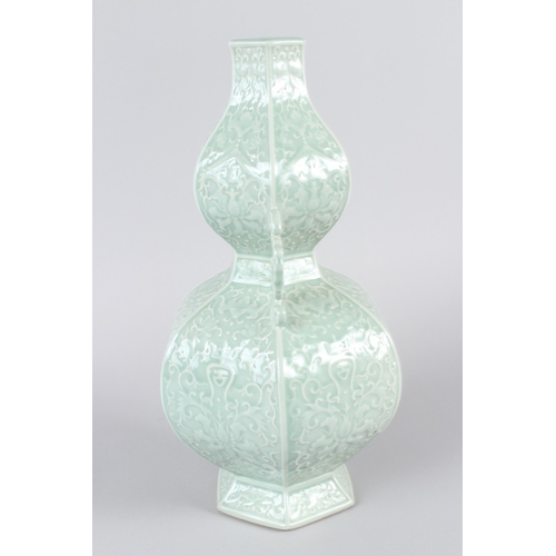 29 - A FINE CHINESE CELADON CARVED 