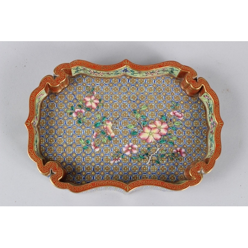 52 - A CHINESE FAMILLE ROSE PORCELAIN TRAY OR BRUSH WASHER, IN THE QIANLONG STYLE, probably 20th century,... 