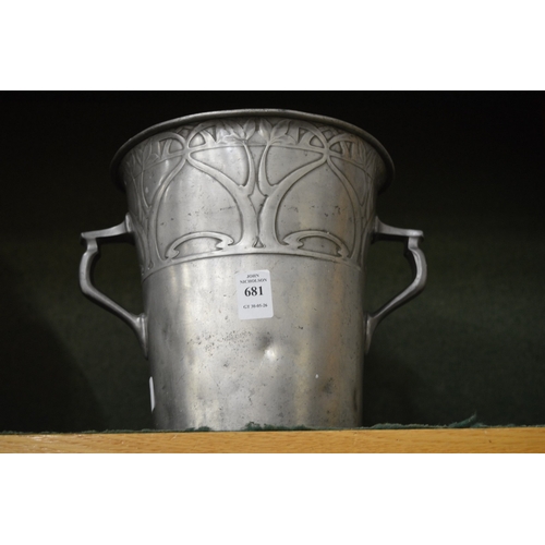 Lot 681       