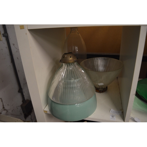 85 - Glass lamp shades.