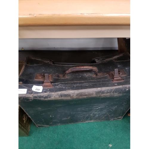 Lot 272       