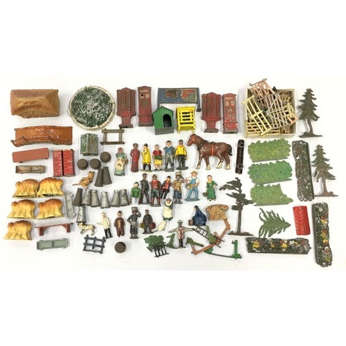 466 - Quantity of Britains and other lead farm scenery, figures and fencing. Overall playworn. (60+)