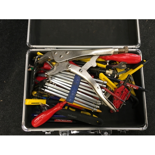 233 - A tool carry case.