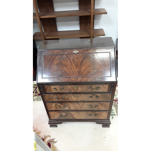 1604 - A mahogany bureau.