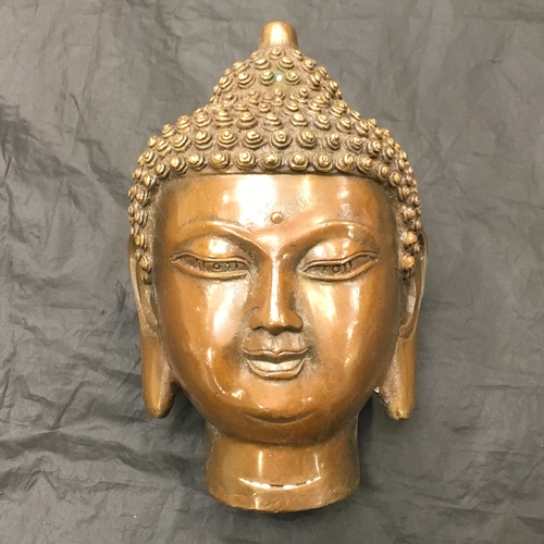 1340 - A bronze Thai Buddha (75).